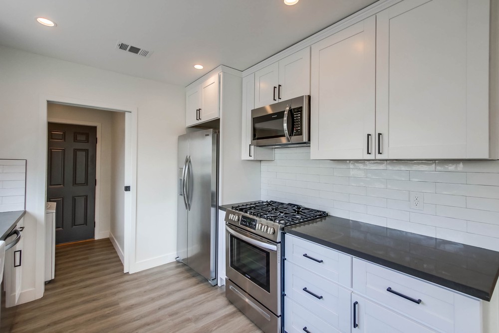 Virtual tour photo 15 of 50 for 2552 B St
