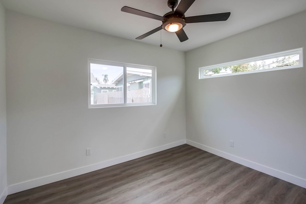 Virtual tour photo 27 of 50 for 2552 B St