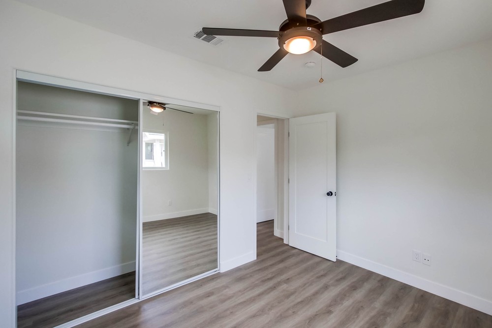 Virtual tour photo 29 of 50 for 2552 B St