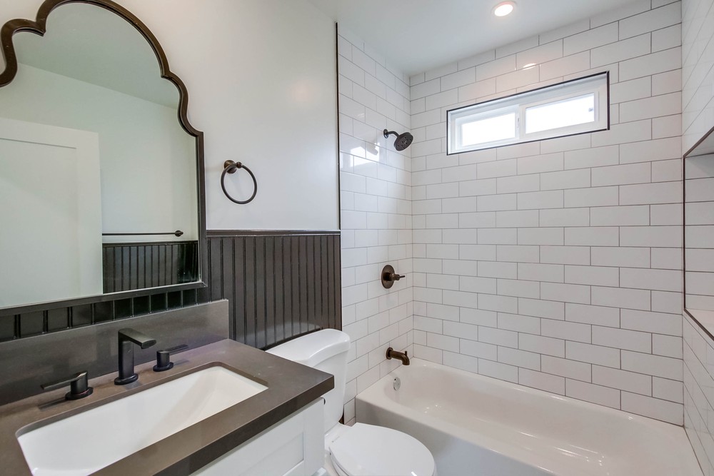 Virtual tour photo 30 of 50 for 2552 B St