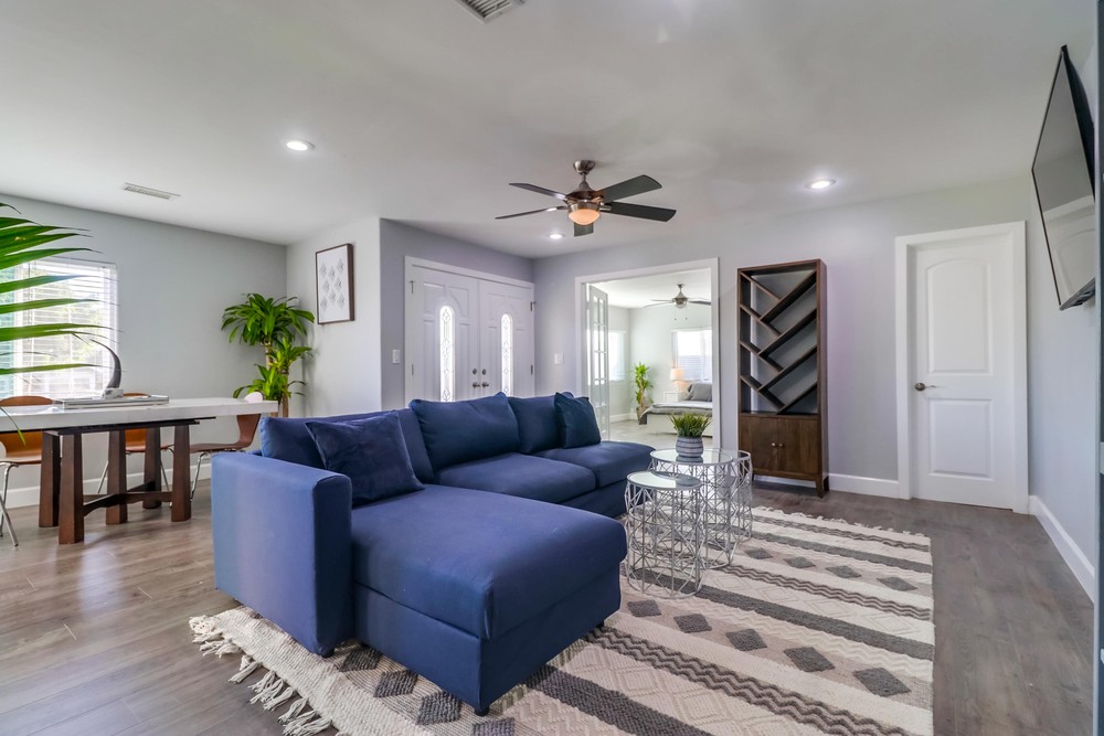 Virtual tour photo 12 of 51 for 2552 K St