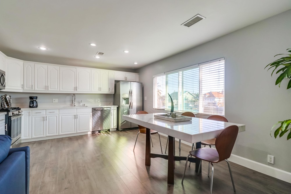 Virtual tour photo 17 of 51 for 2552 K St