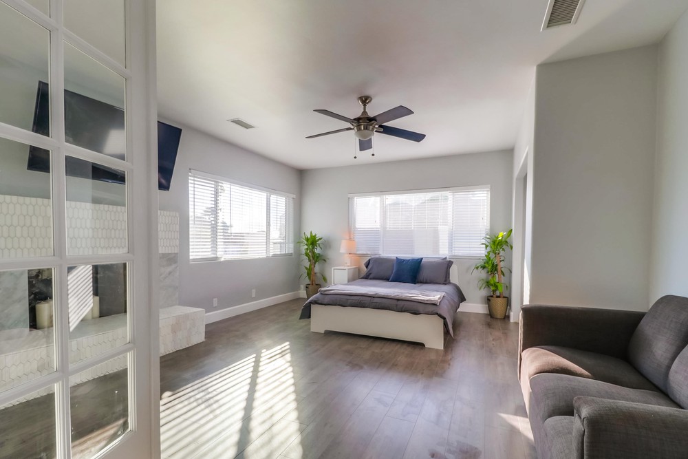 Virtual tour photo 22 of 51 for 2552 K St
