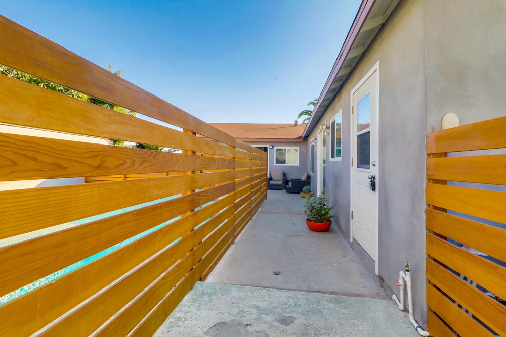 Virtual tour photo 29 of 51 for 2552 K St