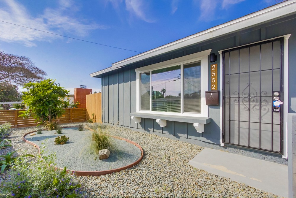Virtual tour photo 7 of 33 for 2552 Violet St