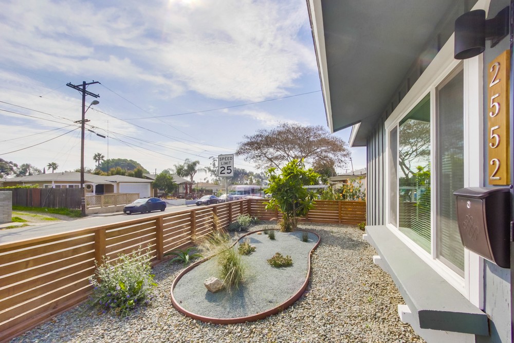 Virtual tour photo 8 of 33 for 2552 Violet St