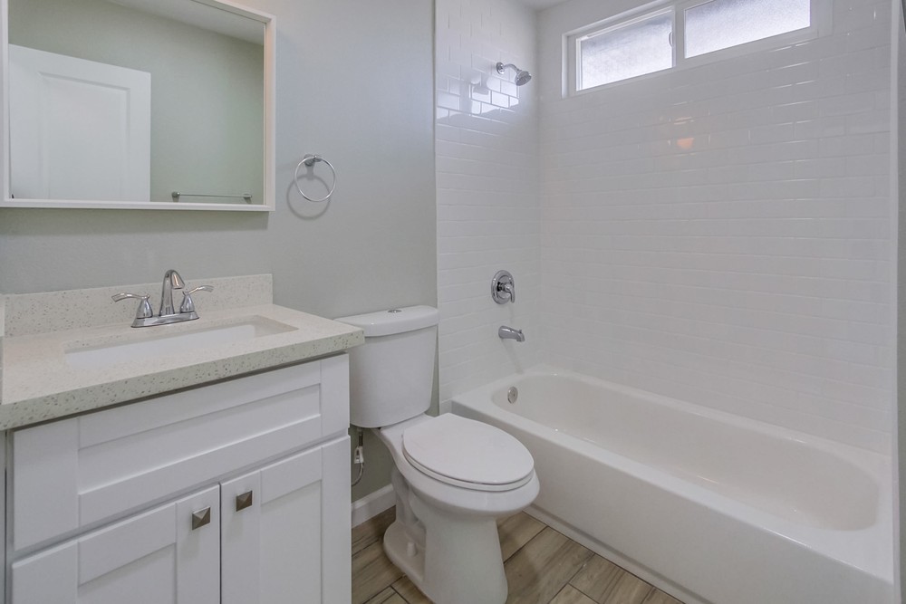 Virtual tour photo 27 of 33 for 2552 Violet St