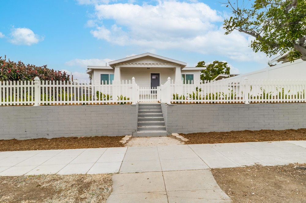 Virtual tour photo 1 of 30 for 2554 B St