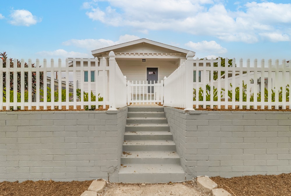 Virtual tour photo 3 of 30 for 2554 B St