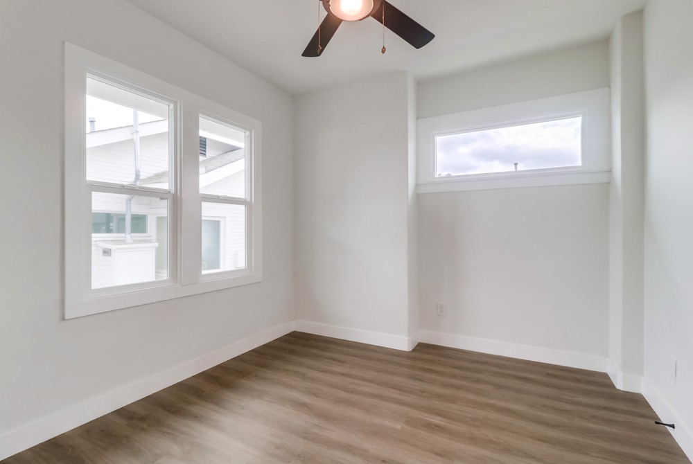 Virtual tour photo 14 of 30 for 2554 B St