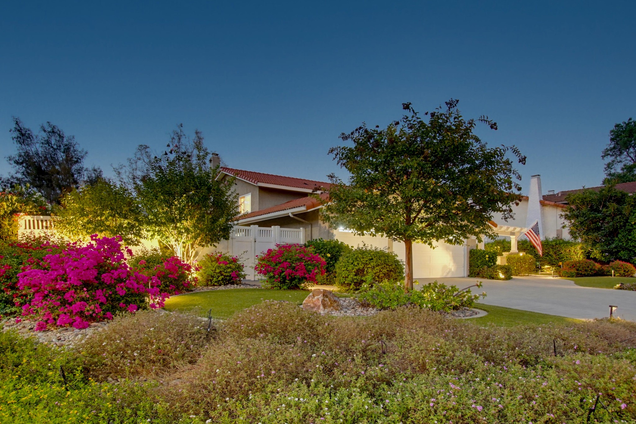 Virtual tour photo 4 of 111 for 2554 Valley Lake Dr