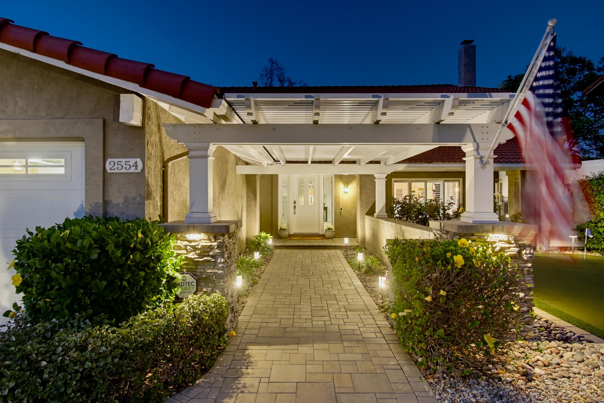 Virtual tour photo 5 of 111 for 2554 Valley Lake Dr