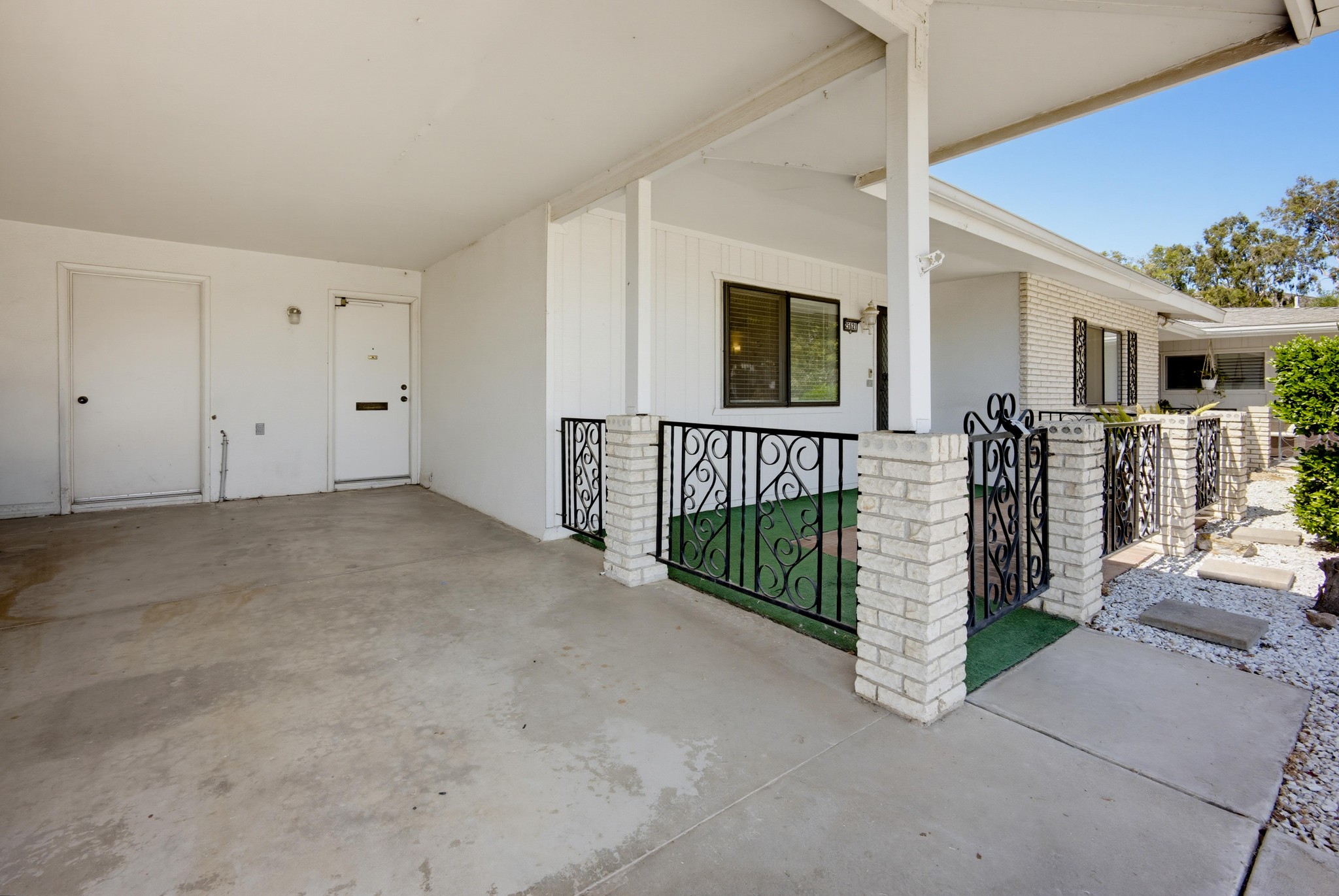 Virtual tour photo 7 of 35 for 25621 Cherry Hills Blvd