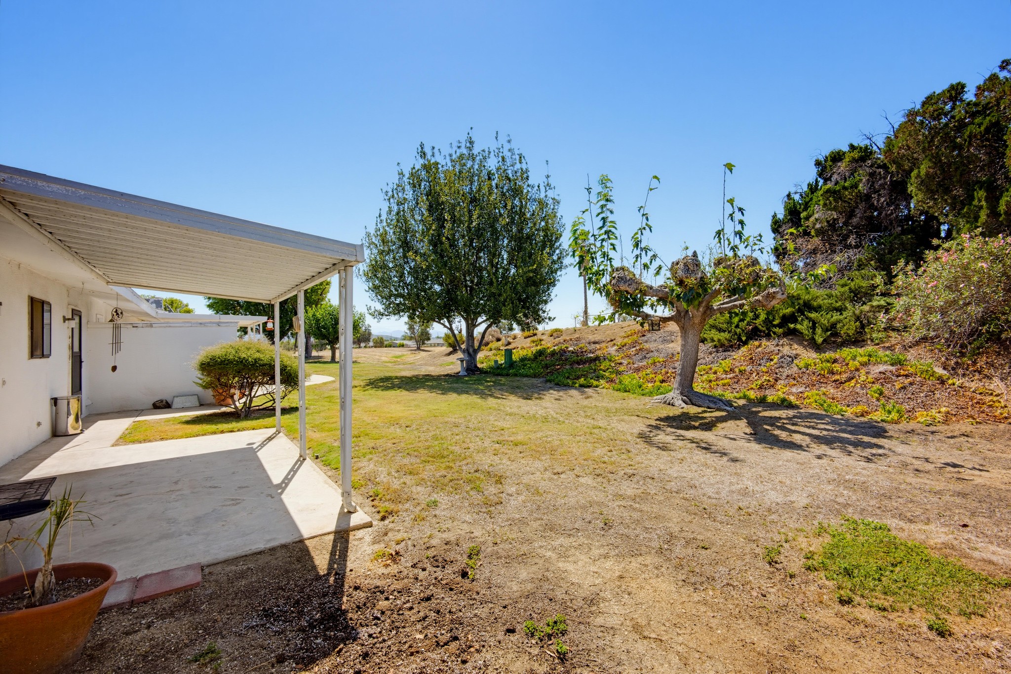 Virtual tour photo 31 of 35 for 25621 Cherry Hills Blvd