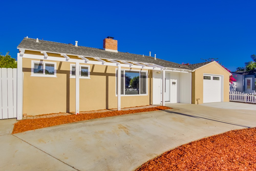 Virtual tour photo 5 of 39 for 2563 Burgener Boulevard
