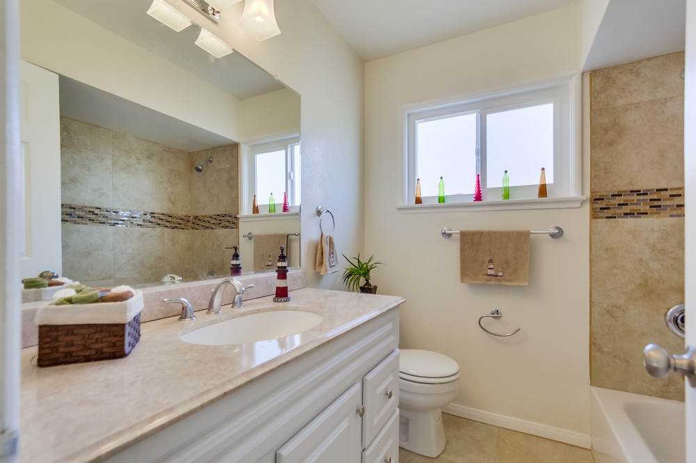 Virtual tour photo 31 of 39 for 2563 Burgener Boulevard