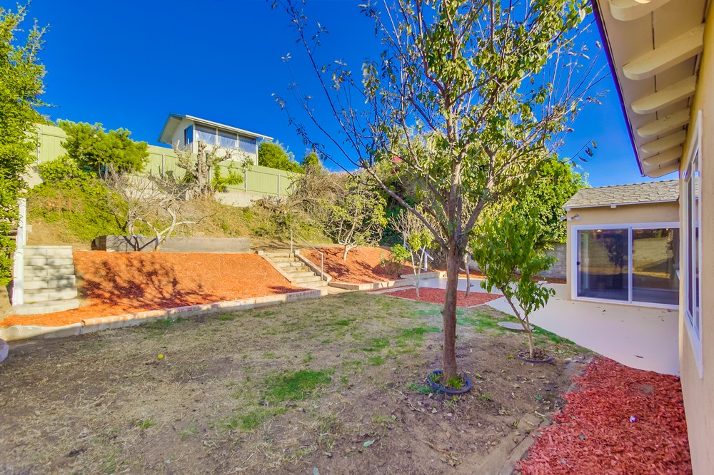 Virtual tour photo 34 of 39 for 2563 Burgener Boulevard