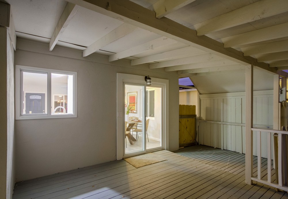 Virtual tour photo 8 of 65 for 2563 Roseview Pl