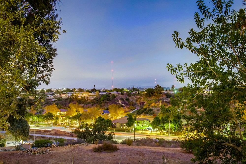Virtual tour photo 13 of 65 for 2563 Roseview Pl