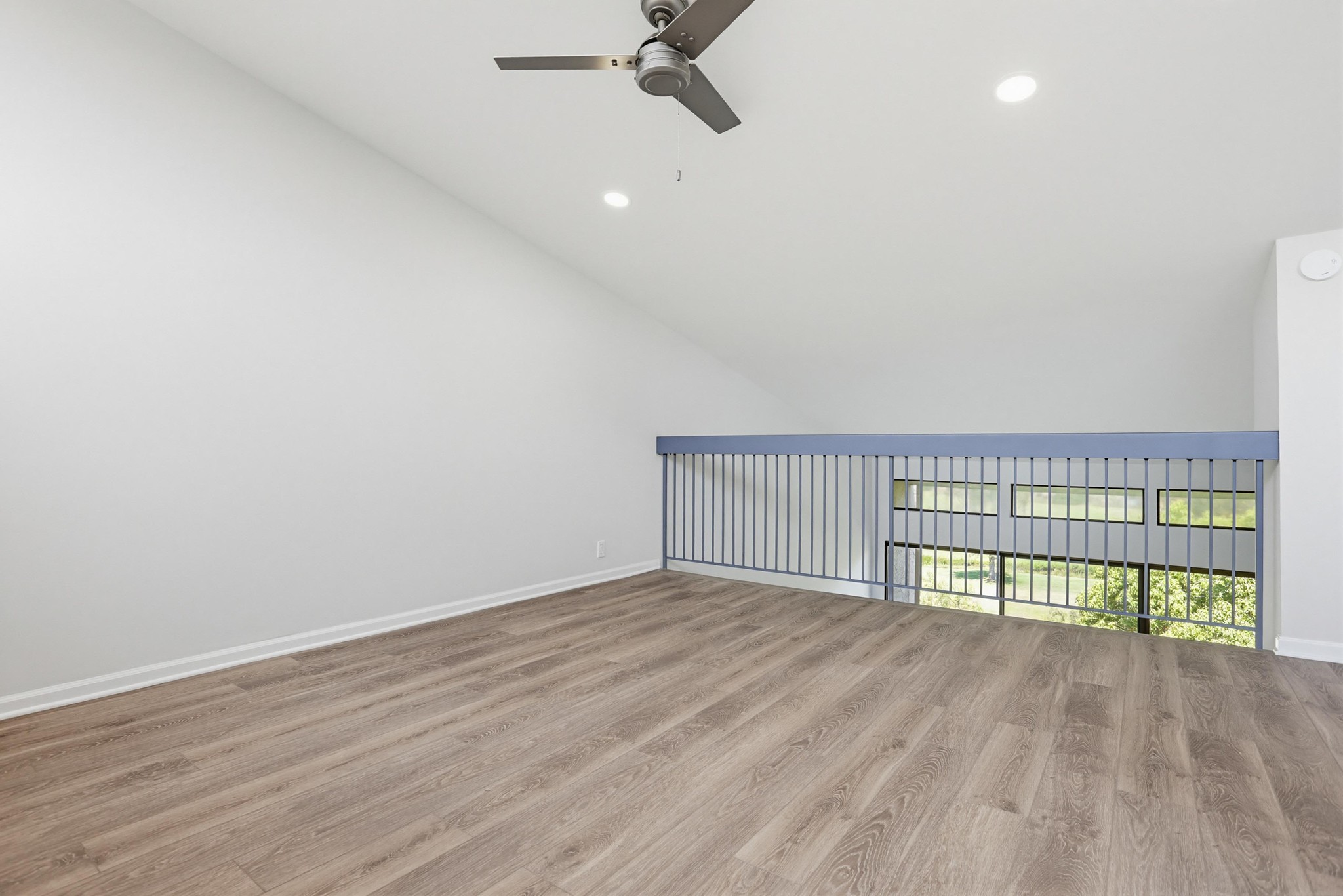 Virtual tour photo 28 of 36 for 2564 Navarra Dr #26
