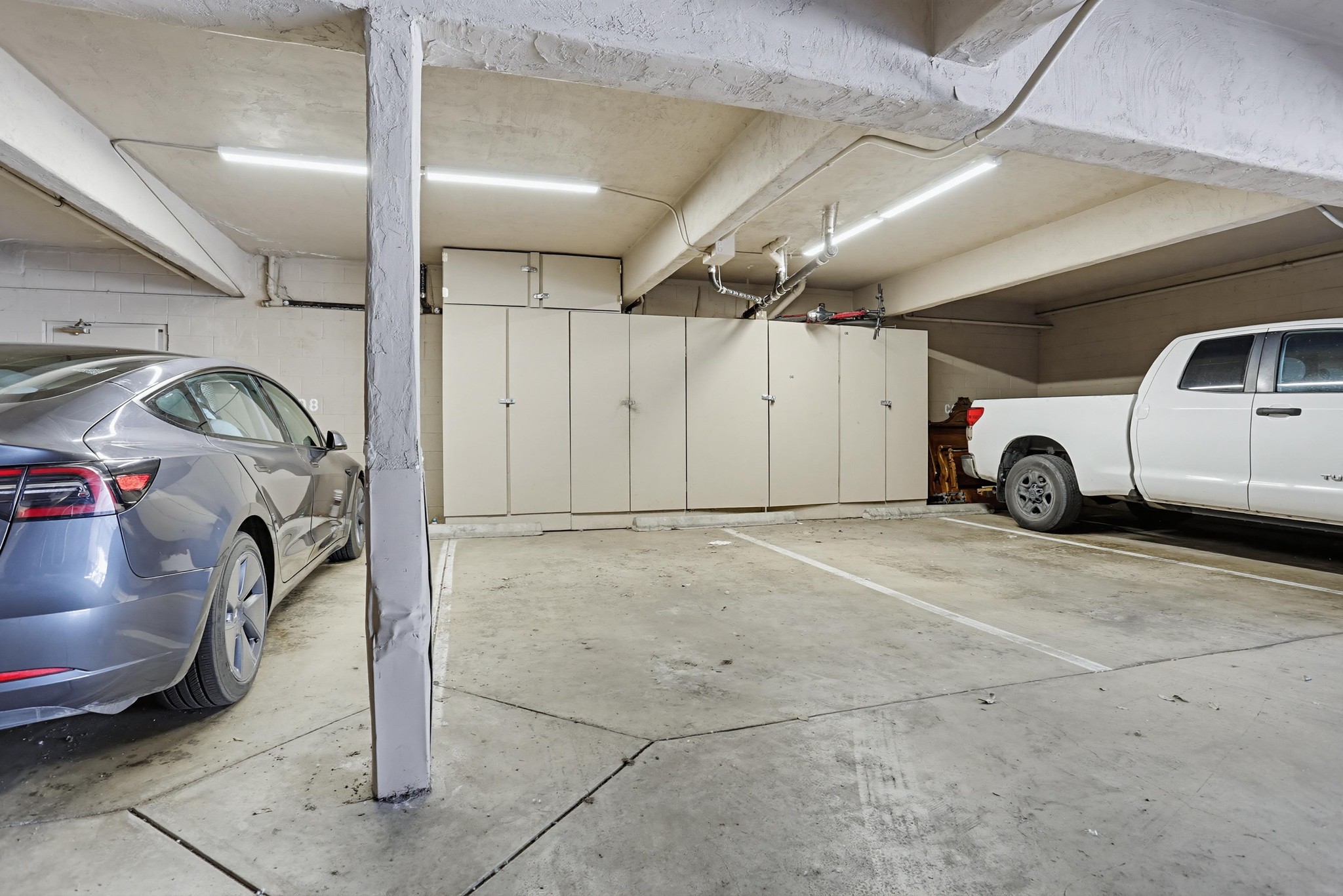 Virtual tour photo 32 of 36 for 2564 Navarra Dr #26