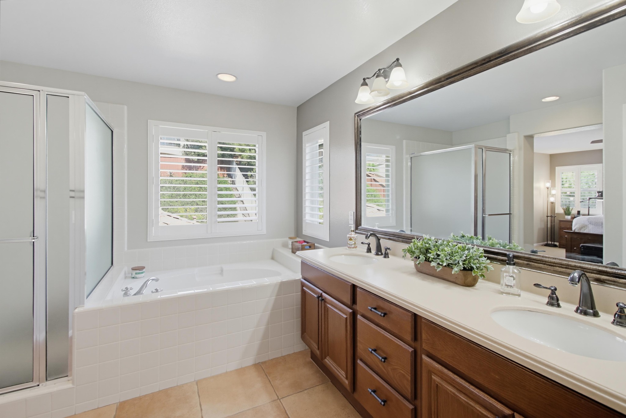 Virtual tour photo 26 of 41 for 2565 High Trail Ct