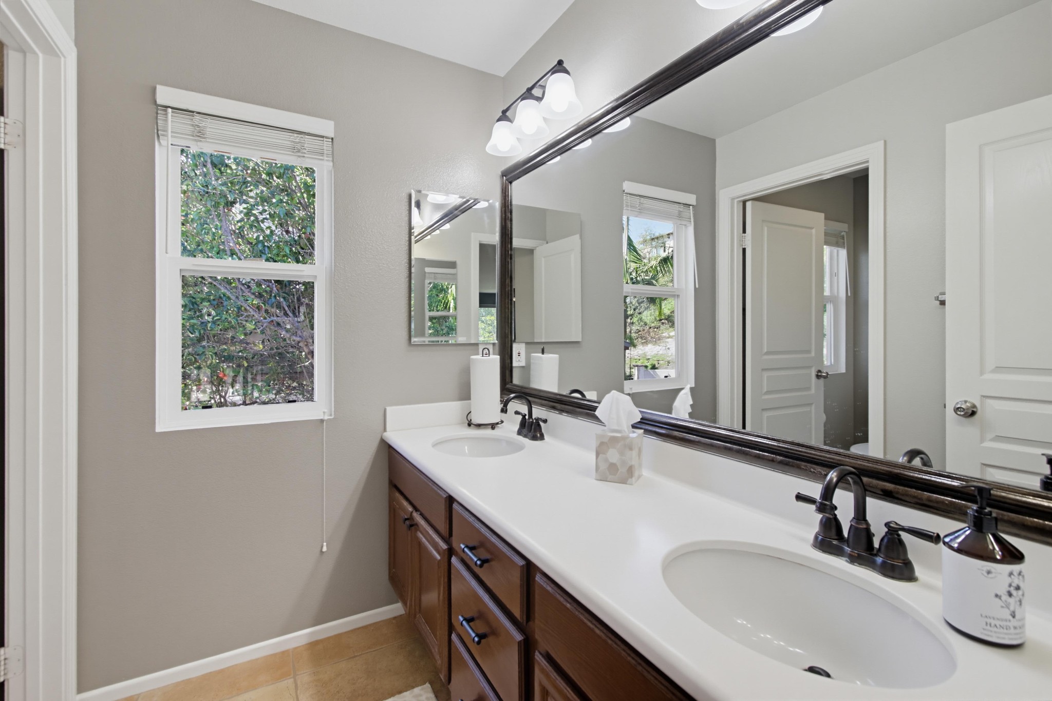 Virtual tour photo 30 of 41 for 2565 High Trail Ct