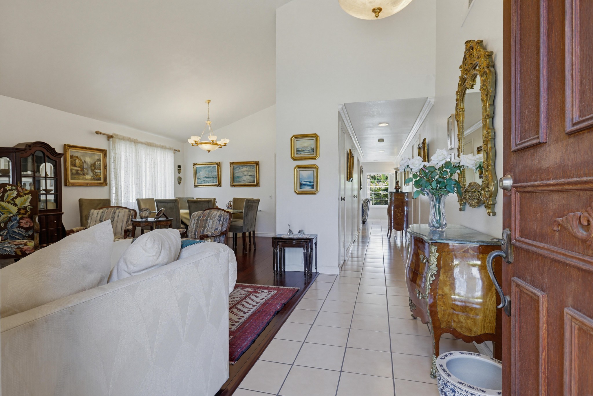 Virtual tour photo 3 of 44 for 25651 Minoa Dr