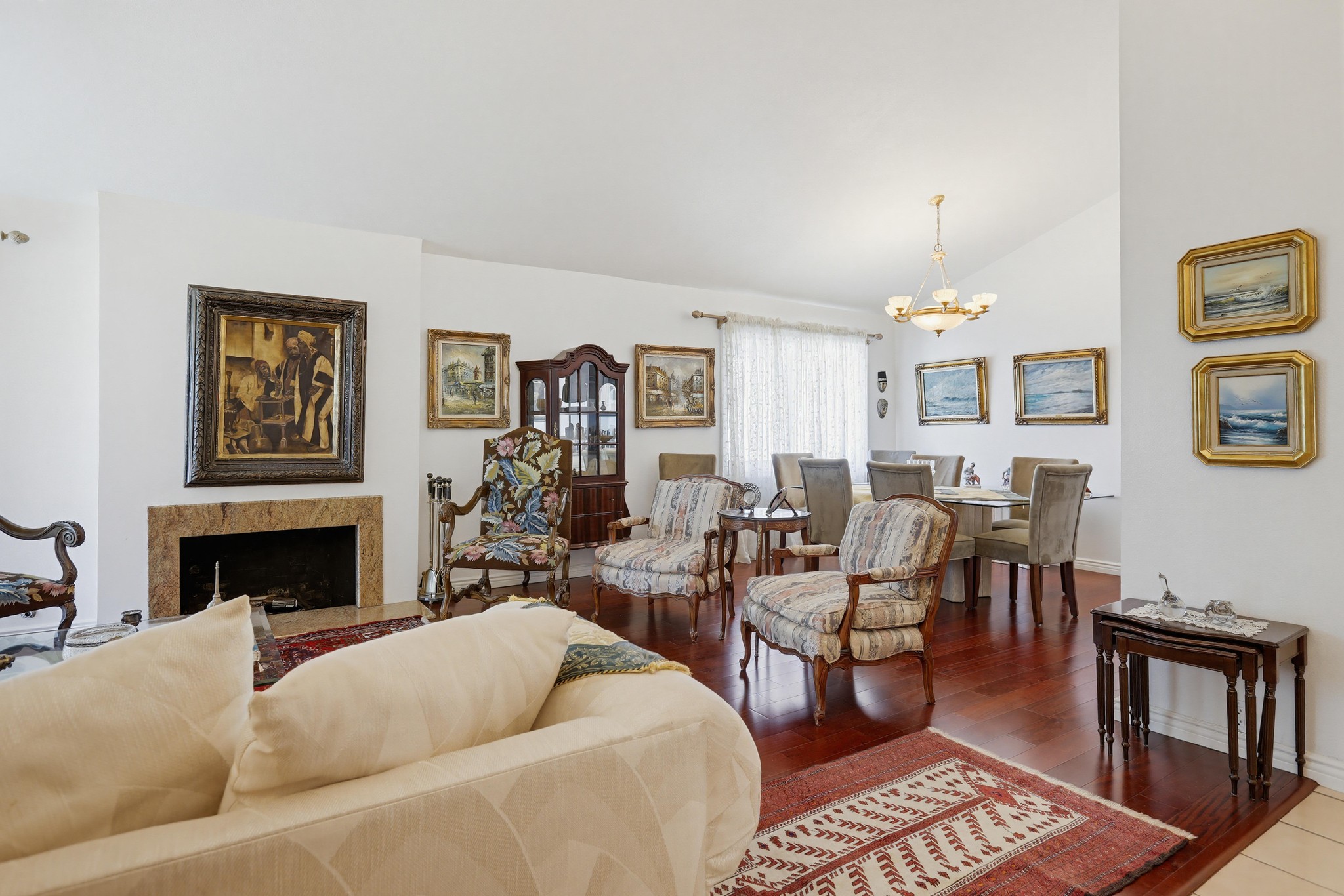 Virtual tour photo 8 of 44 for 25651 Minoa Dr