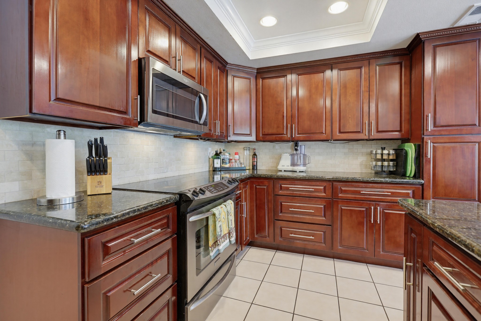 Virtual tour photo 15 of 44 for 25651 Minoa Dr