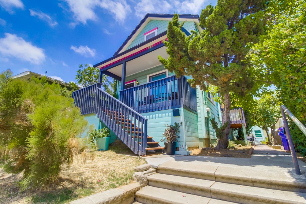 Virtual tour photo 5 of 54 for 2566 B St