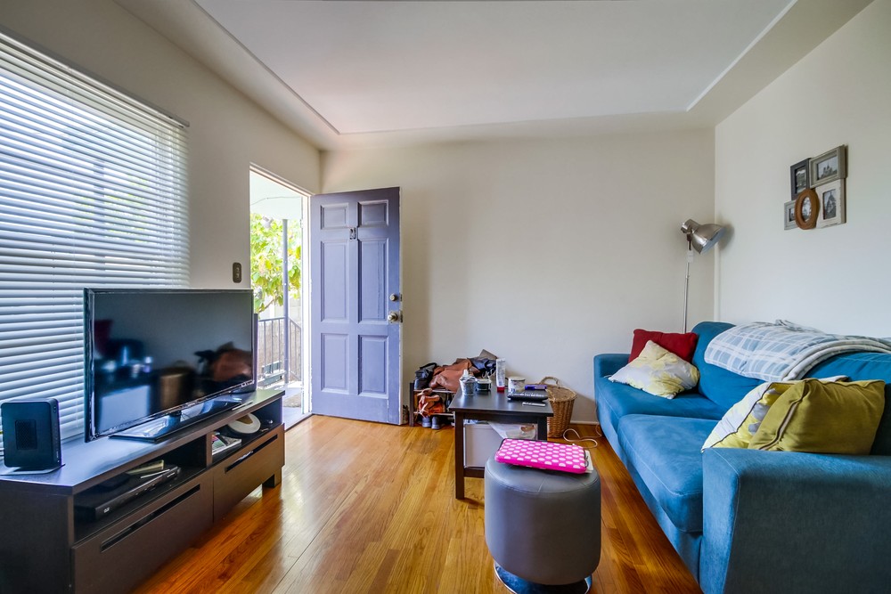 Virtual tour photo 9 of 54 for 2566 B St
