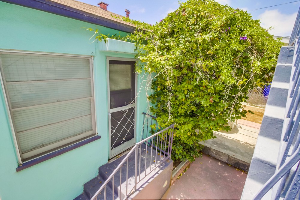 Virtual tour photo 17 of 54 for 2566 B St