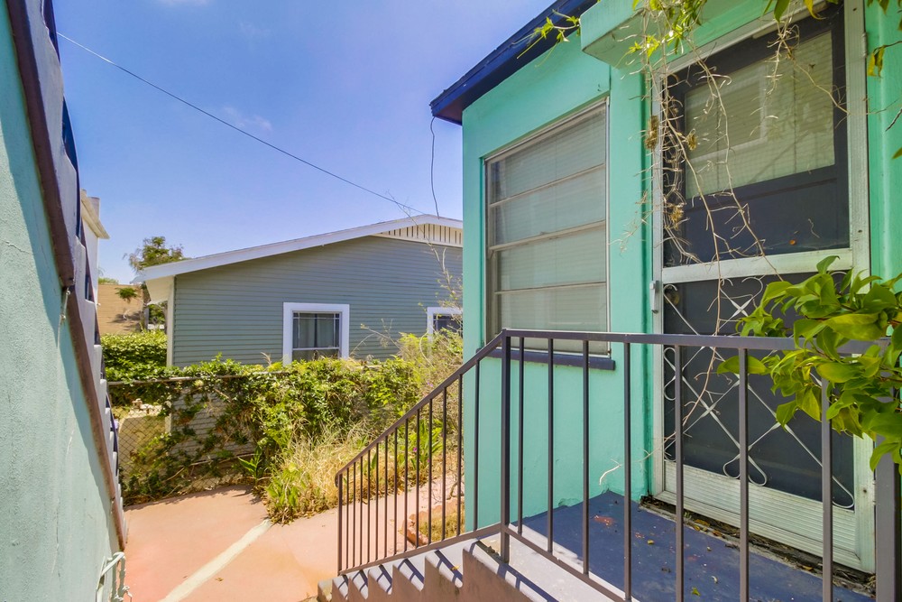 Virtual tour photo 18 of 54 for 2566 B St