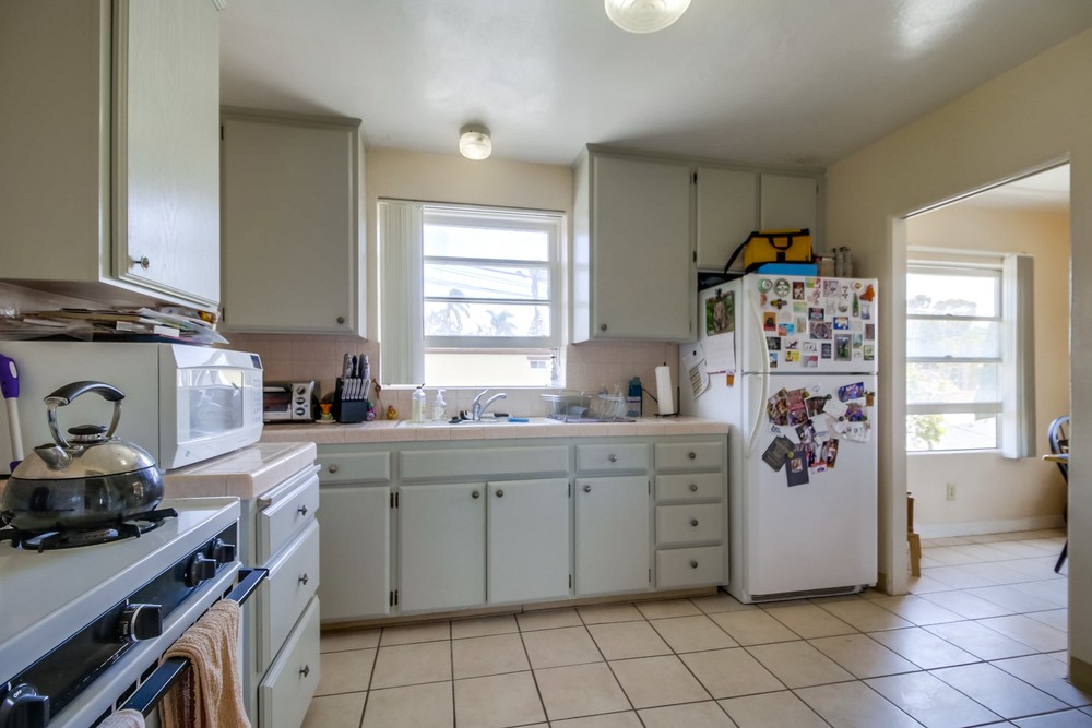 Virtual tour photo 22 of 54 for 2566 B St