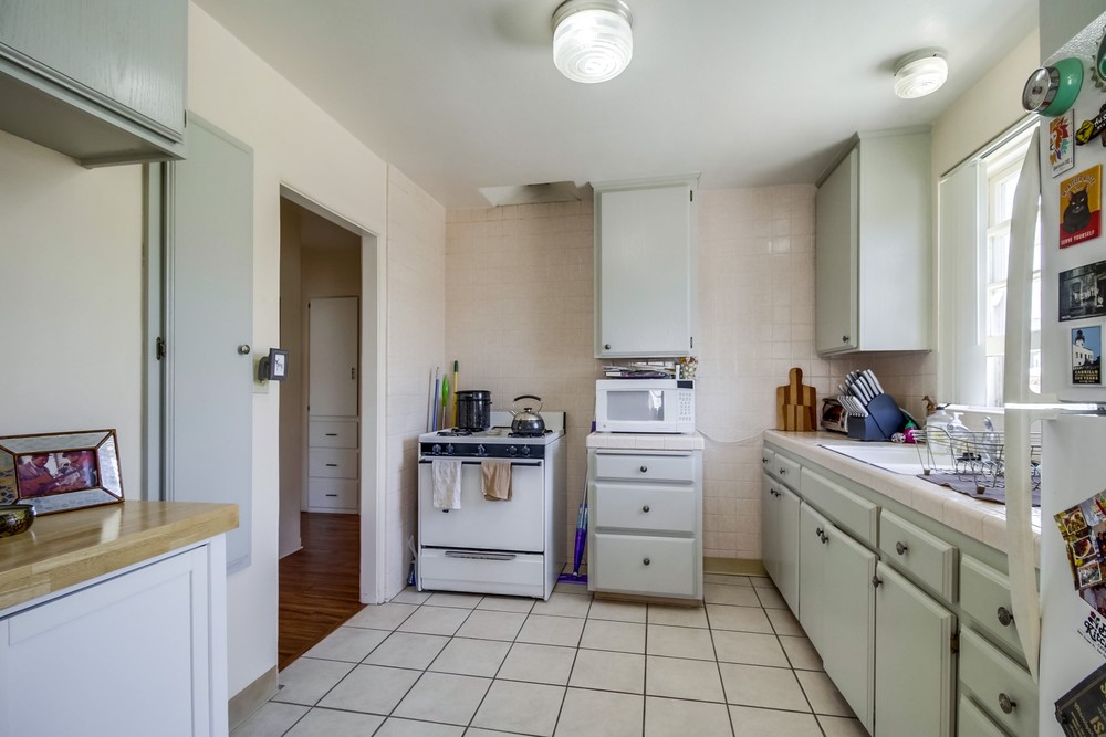Virtual tour photo 24 of 54 for 2566 B St
