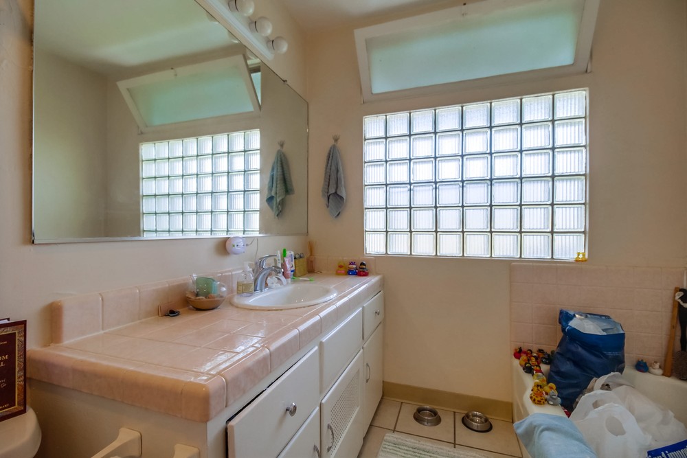 Virtual tour photo 29 of 54 for 2566 B St