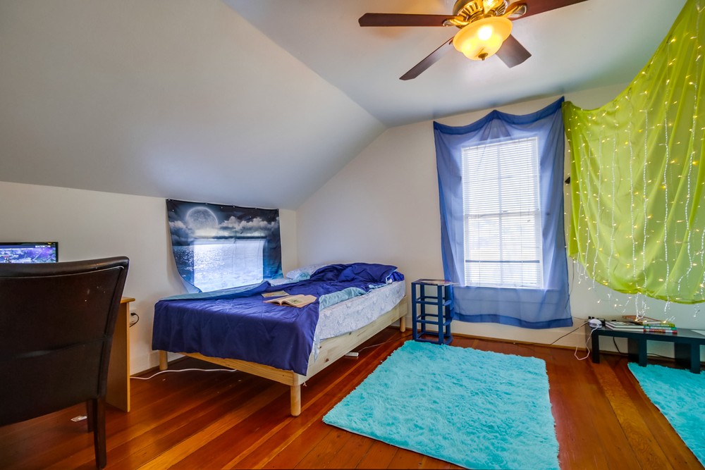 Virtual tour photo 41 of 54 for 2566 B St