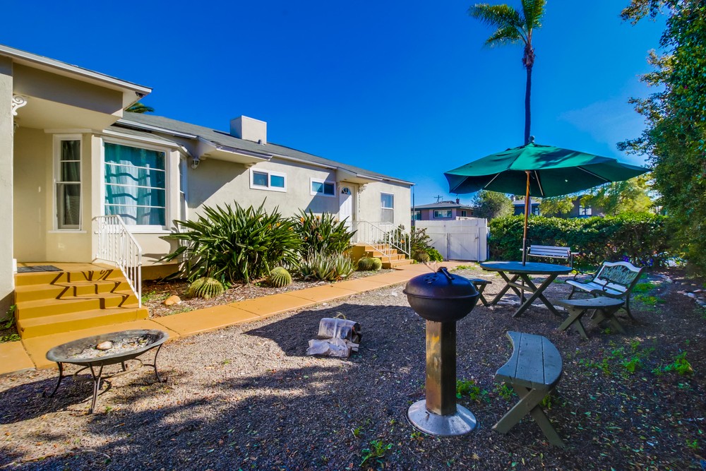 Virtual tour photo 7 of 41 for 2572 Broadway