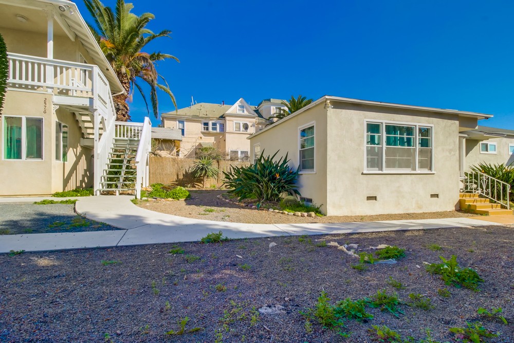 Virtual tour photo 9 of 41 for 2572 Broadway