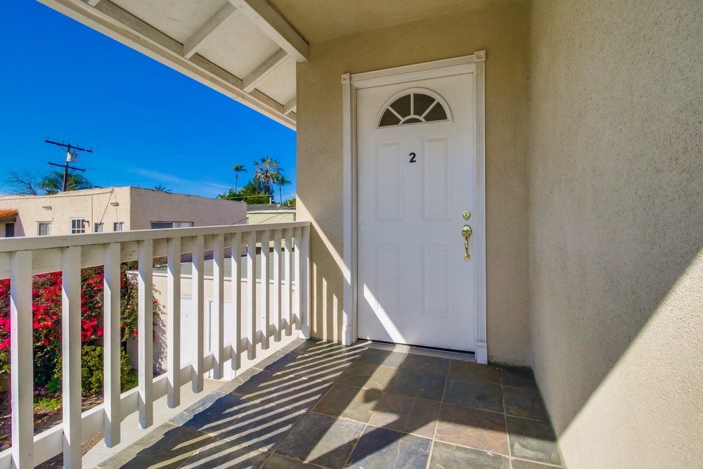Virtual tour photo 12 of 41 for 2572 Broadway