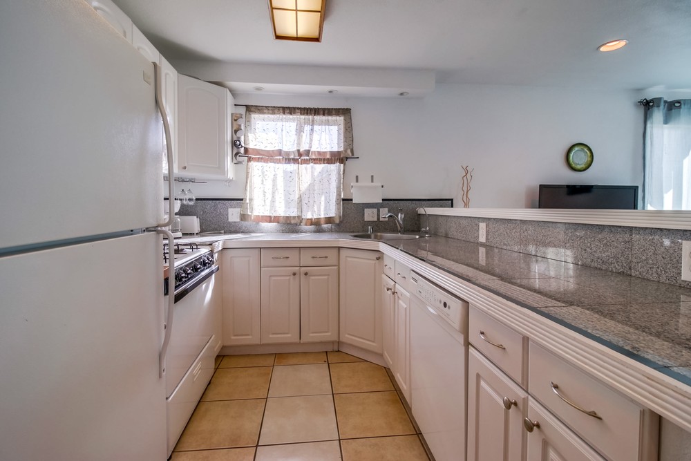 Virtual tour photo 23 of 41 for 2572 Broadway