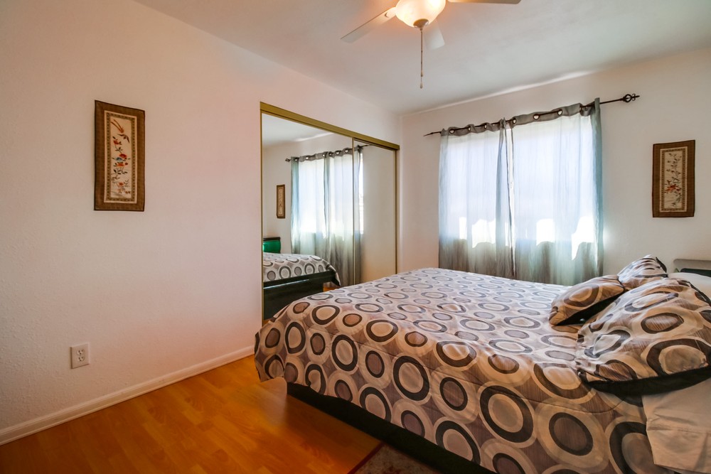 Virtual tour photo 28 of 41 for 2572 Broadway