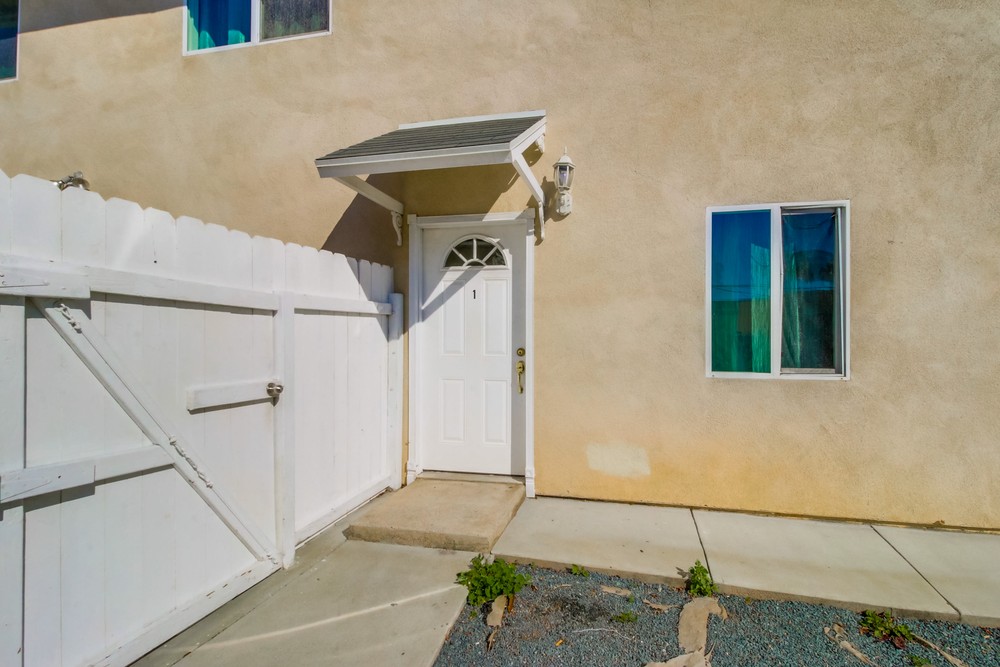Virtual tour photo 38 of 41 for 2572 Broadway