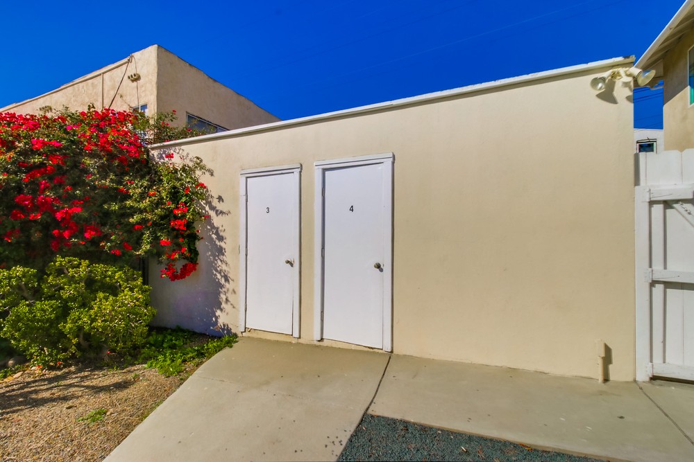 Virtual tour photo 40 of 41 for 2572 Broadway