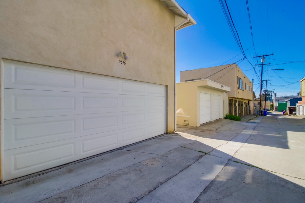 Virtual tour photo 42 of 41 for 2572 Broadway