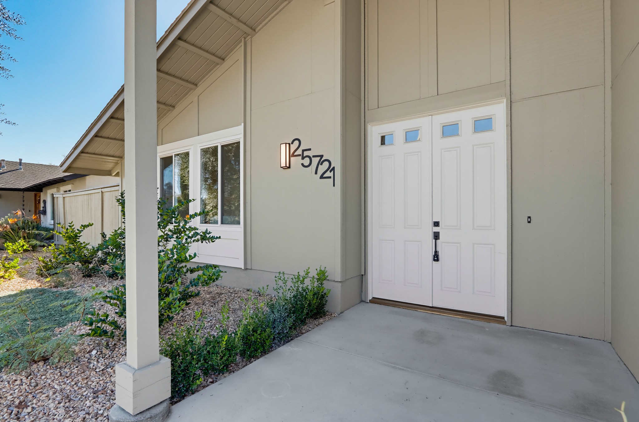 Virtual tour photo 6 of 82 for 25721 Chrisanta Dr