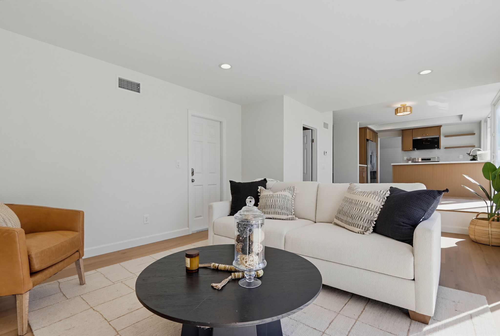 Virtual tour photo 35 of 82 for 25721 Chrisanta Dr