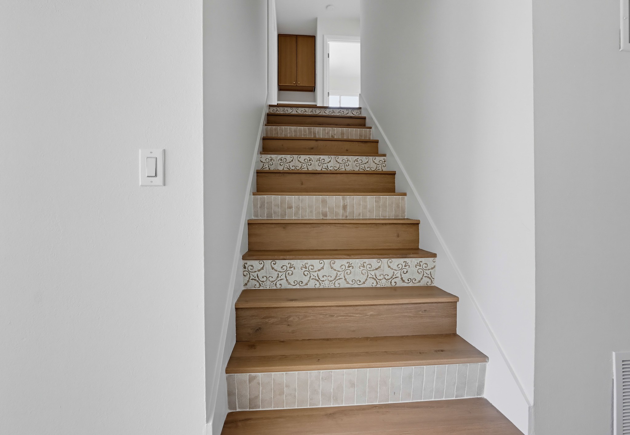 Virtual tour photo 38 of 82 for 25721 Chrisanta Dr