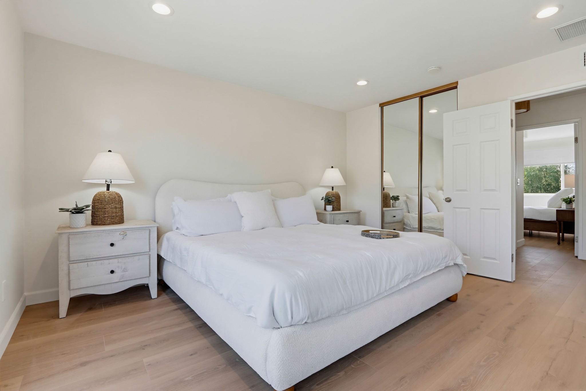 Virtual tour photo 41 of 82 for 25721 Chrisanta Dr